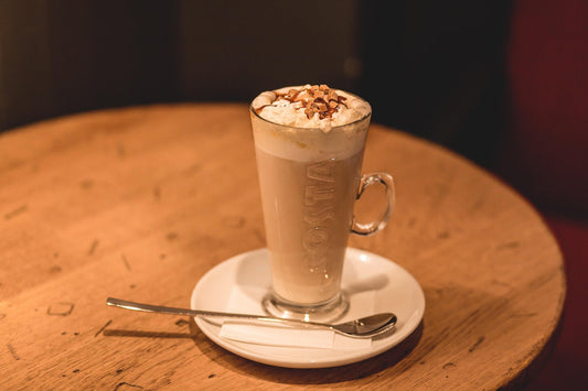 Café Frappé : la recette grecque du café glacé incontournable