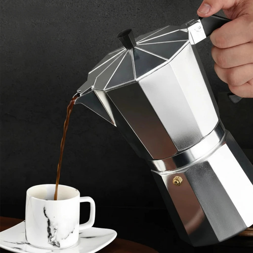 Cafetière Moka Octogonale en Aluminium 3 à 6 Tasses - vue 4
